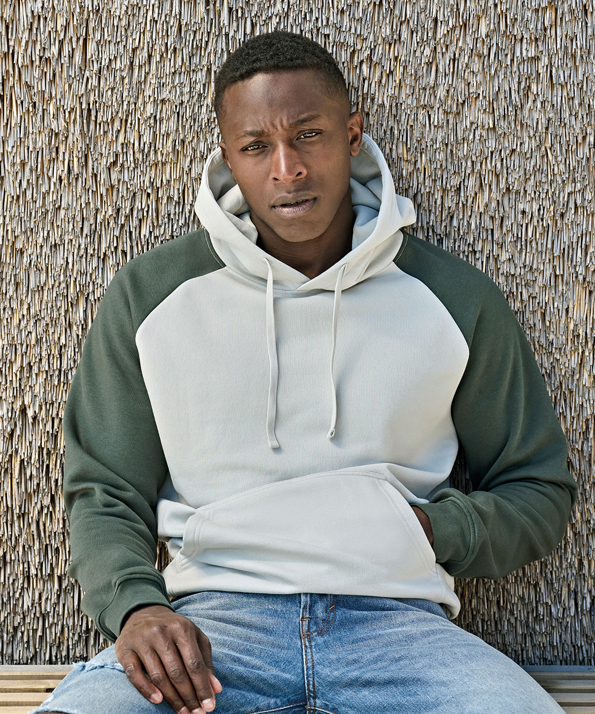 Sweat à capuche bicolore sans étiquette (5156) tee jays personnalisé entreprise